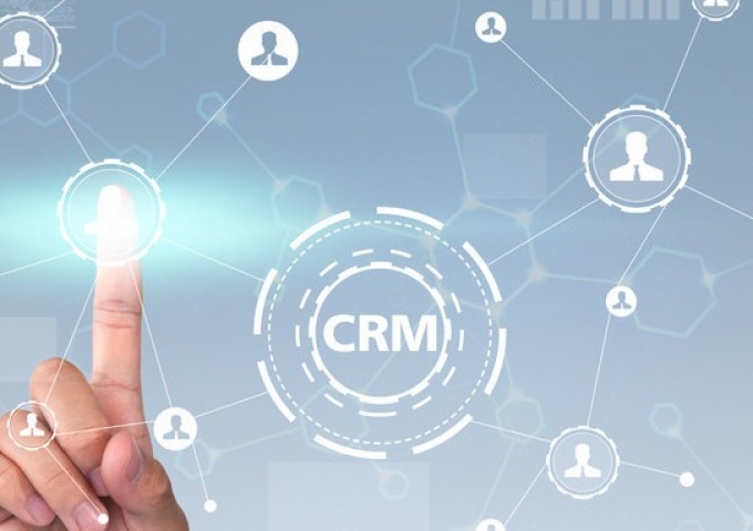 釘釘定制化-行業(yè)客戶(hù)CRM